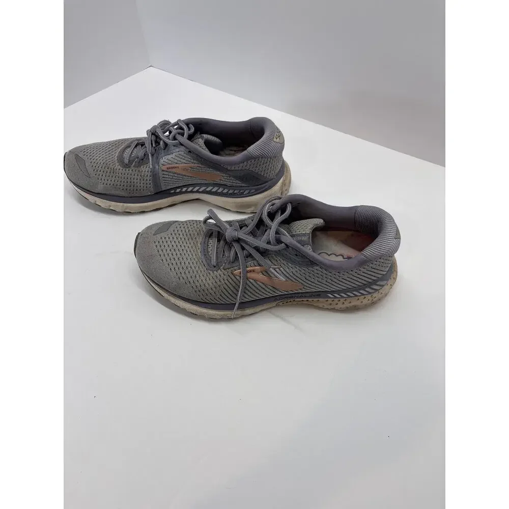 Brooks Adrenaline GTS 20 Women’s Running Shoes 10.5 2A Narrow Gray Peach